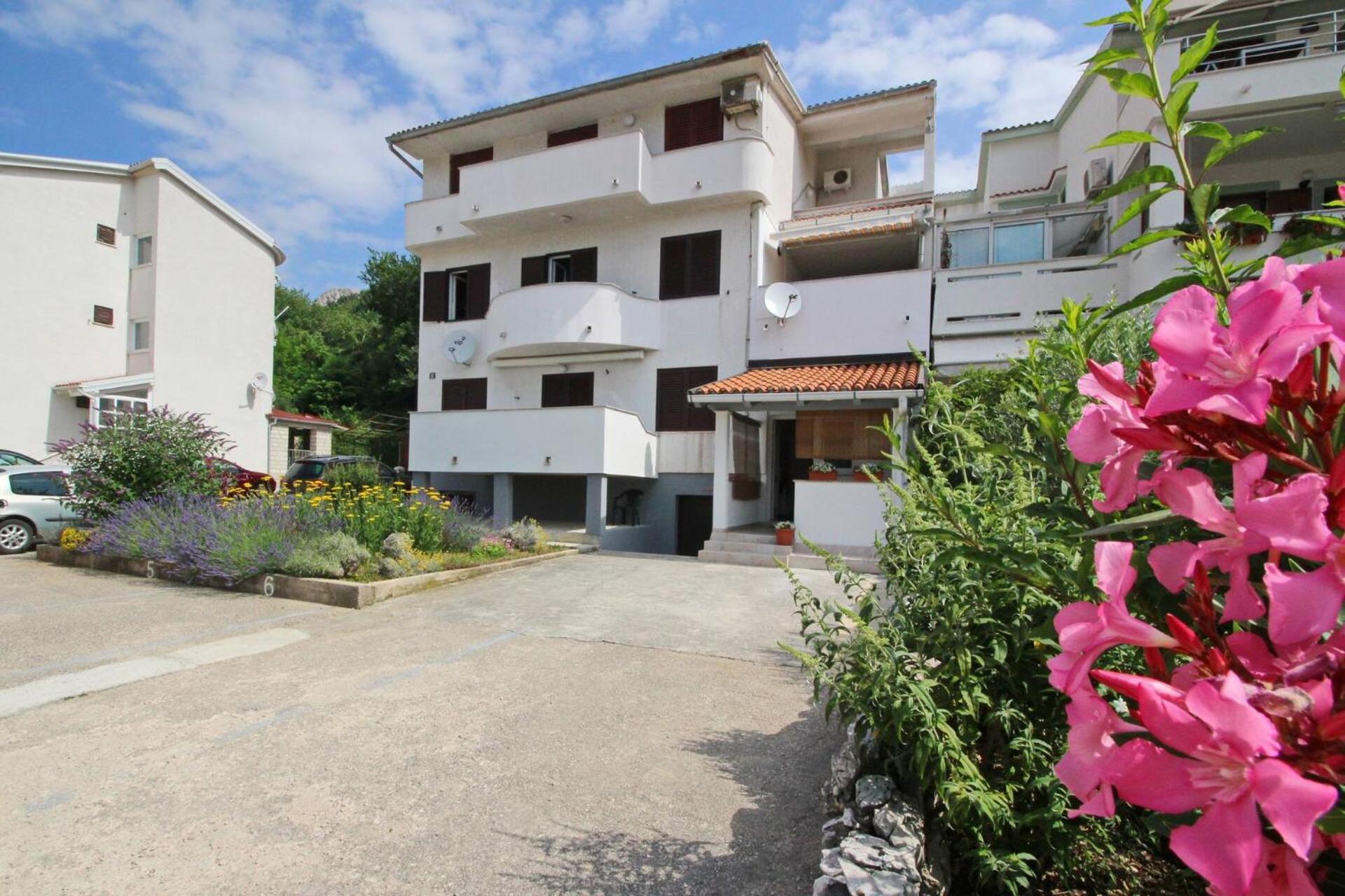 Apartments Karamarko Baska  Luaran gambar
